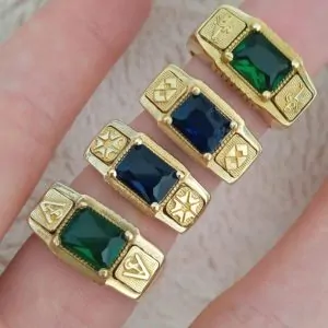 ANEL DE FORMATURA MASCULINO DIVERSOS EMBLEMAS COM 1 PEDRA
